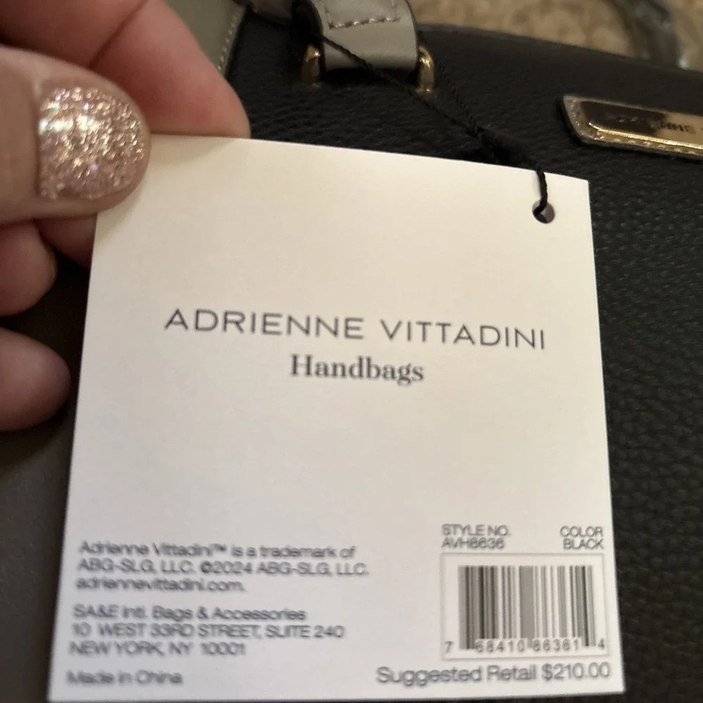 Adrienne Vittadini Regency Collection Pebbled Color Block Barrel Bag Purse Gray